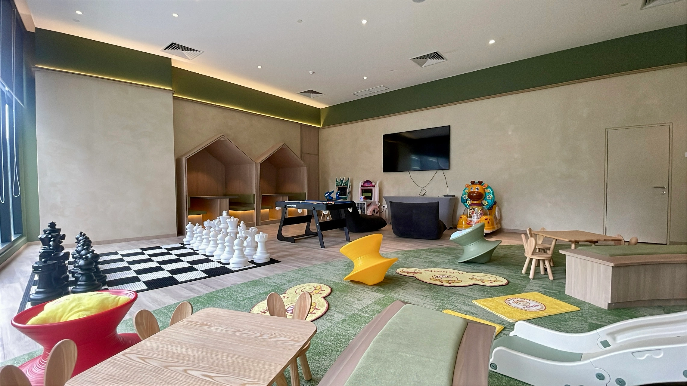 Kids Playroom 4