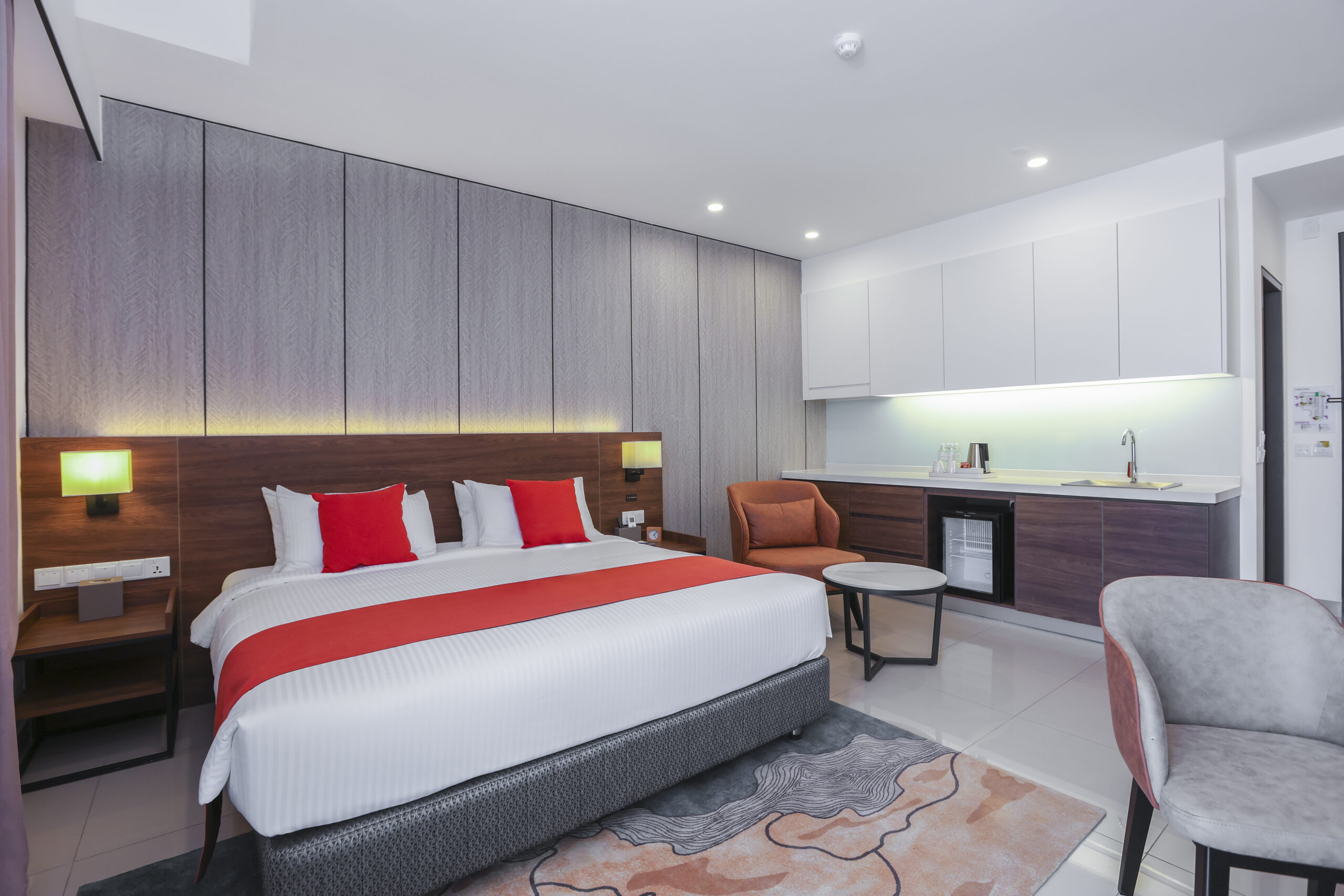 Studio King Bed