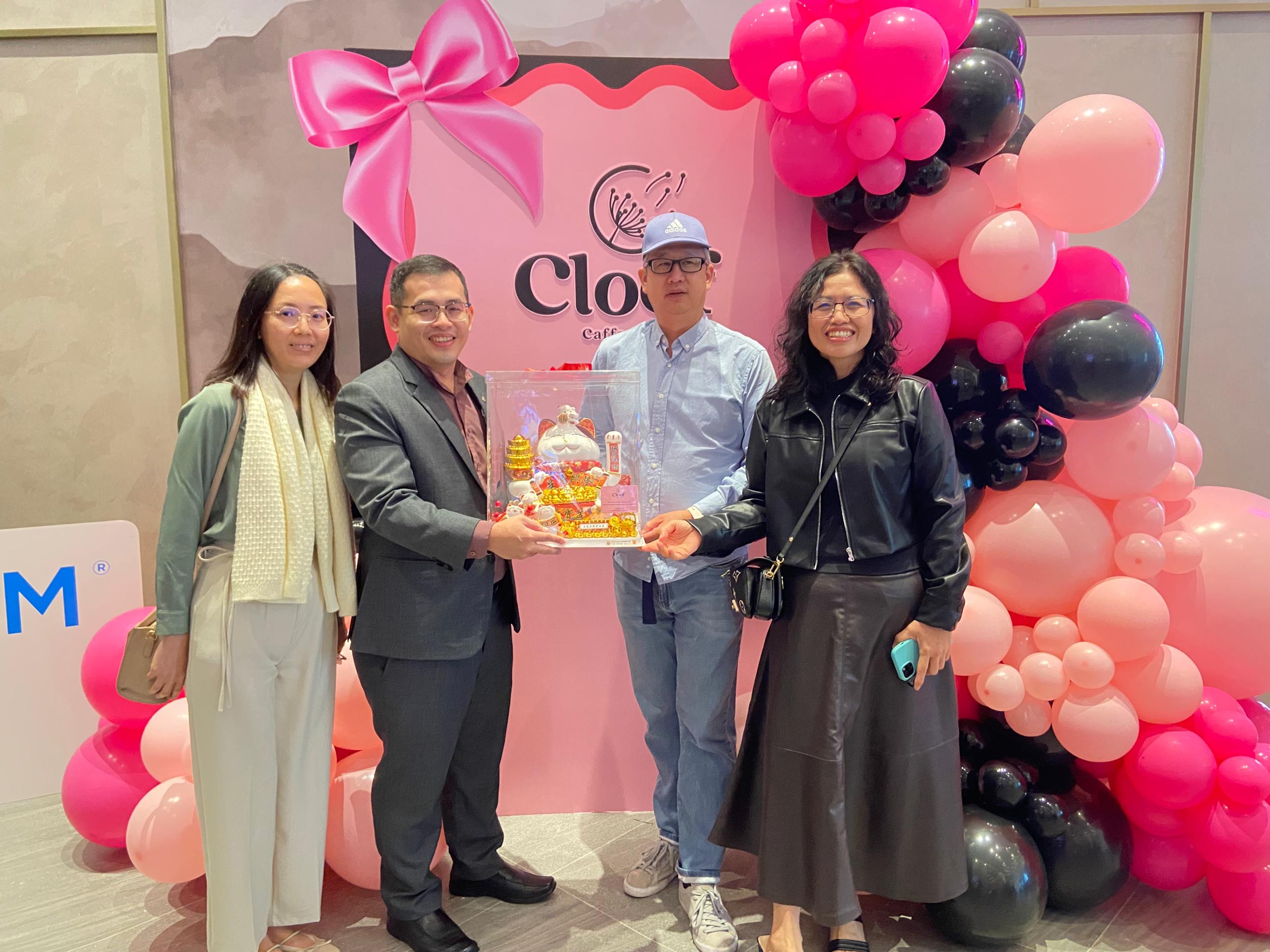 Cloof Caffe Bar Grand Opening