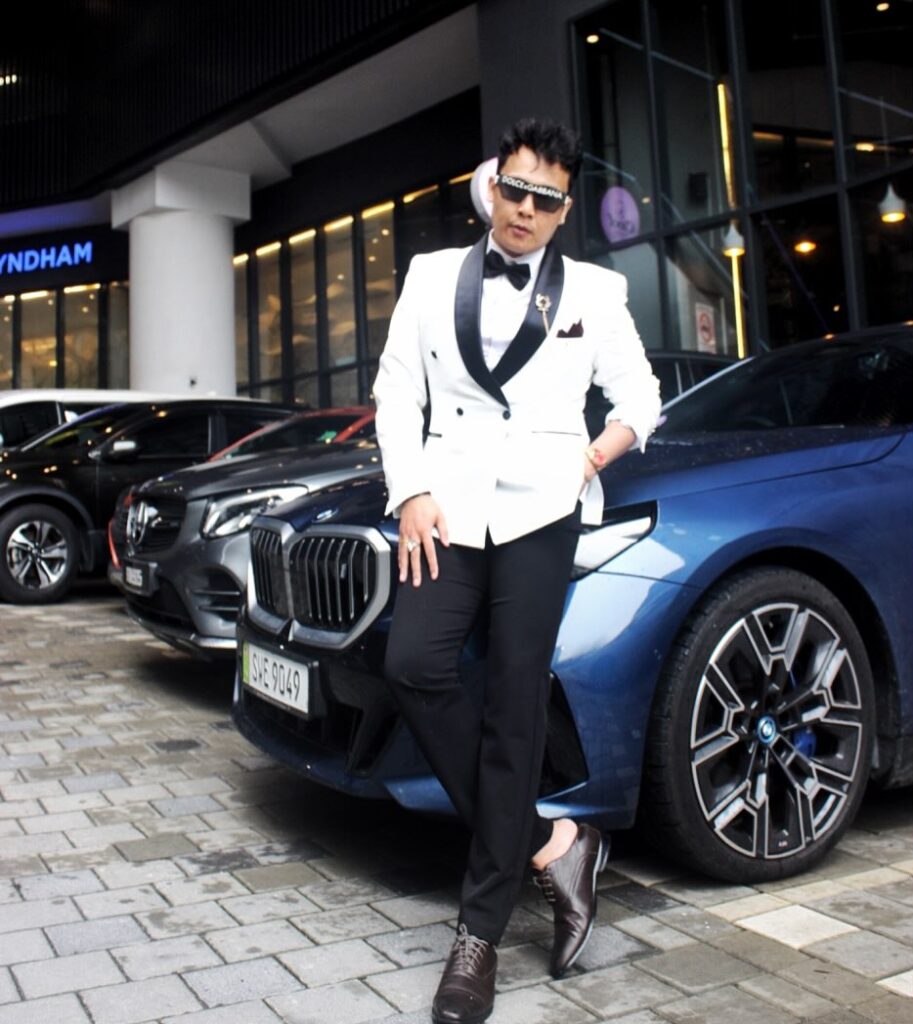 Faez Malek at Wyndham Ion Majestic photo 6
